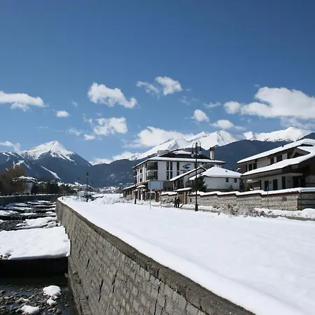 Luxury 5 Mins From Slopes Parking شقة *